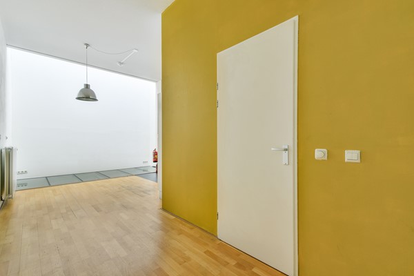 Medium property photo - C.J.K Van Aalststraat 75, 1019 JX Amsterdam